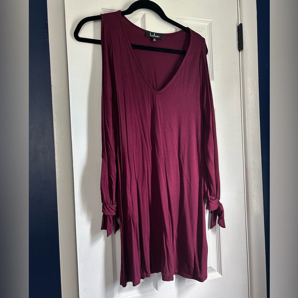 Lulus long sleeve burgundy dress